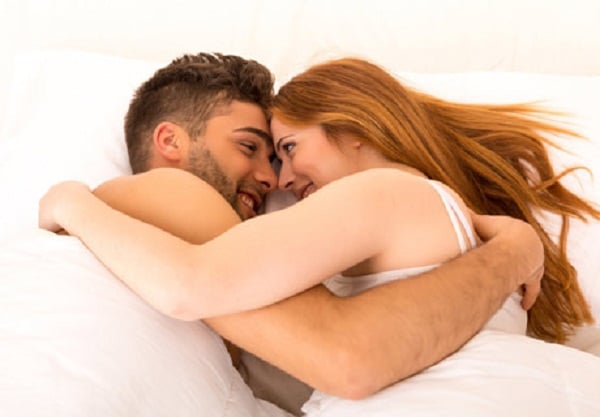 Những điều nam giới nên làm trên giường khiến phụ nữ mê mẩn